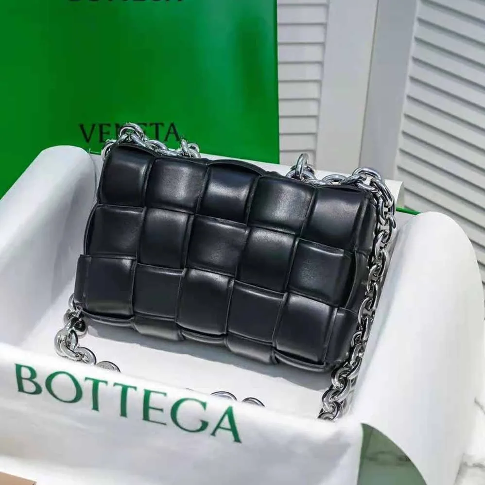 Bottega Veneta Chain Cassette Padded Intrecciato Leather Crossbody Bag for Women in Black Bottega Veneta Chain Cassette Padded Intrecciato Leather Crossbody Bag for Women in Black