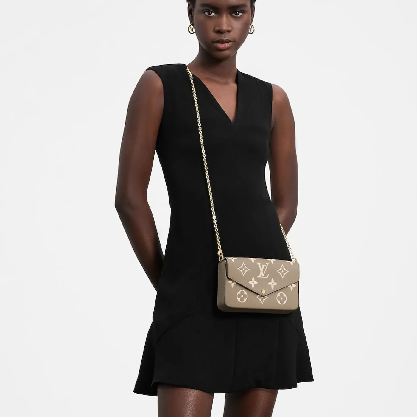 Louis Vuitton Pochette Felicie Shoulder Bag / Tourterelle Gray in Cream Gold Hardware Louis Vuitton Pochette Felicie Shoulder Bag / Tourterelle Gray in Cream Gold Hardware