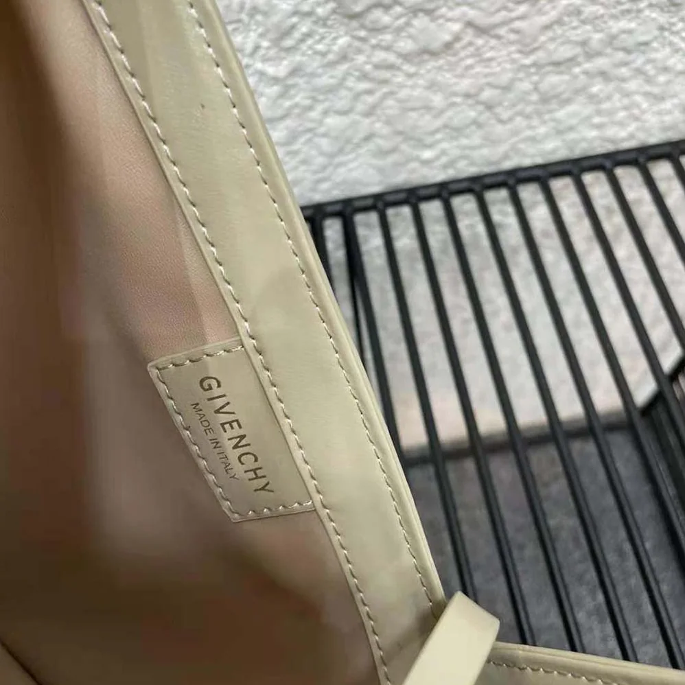 Givenchy Small Cut Out Bag in Box Leather with Chain for Women in Beige Givenchy Small Cut Out Bag in Box Leather with Chain for Women in Beige
