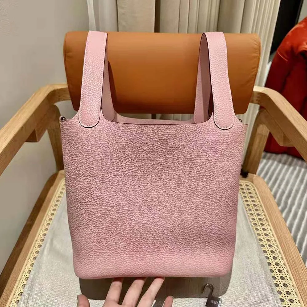 Hermes Picotin Lock 22cm in Clémence leather for Women in Pink Hermes Picotin Lock 22cm in Clémence leather for Women in Pink