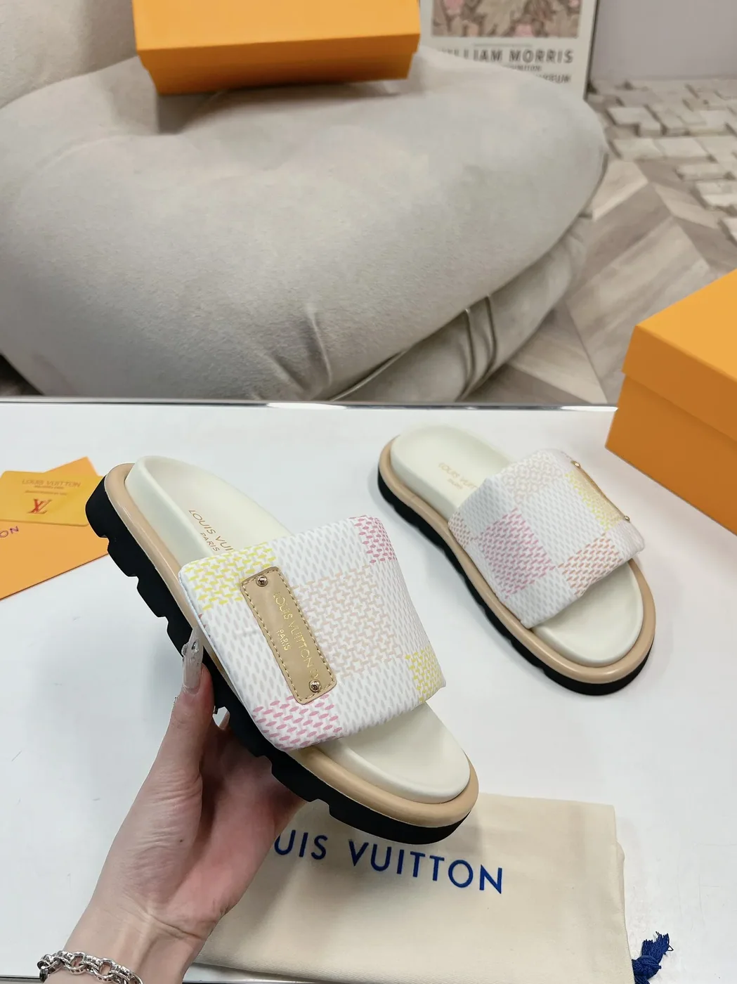 Louis Vuitton Pool Pillow Flat Comfort Mule Multicolor Louis Vuitton Pool Pillow Flat Comfort Mule Multicolor