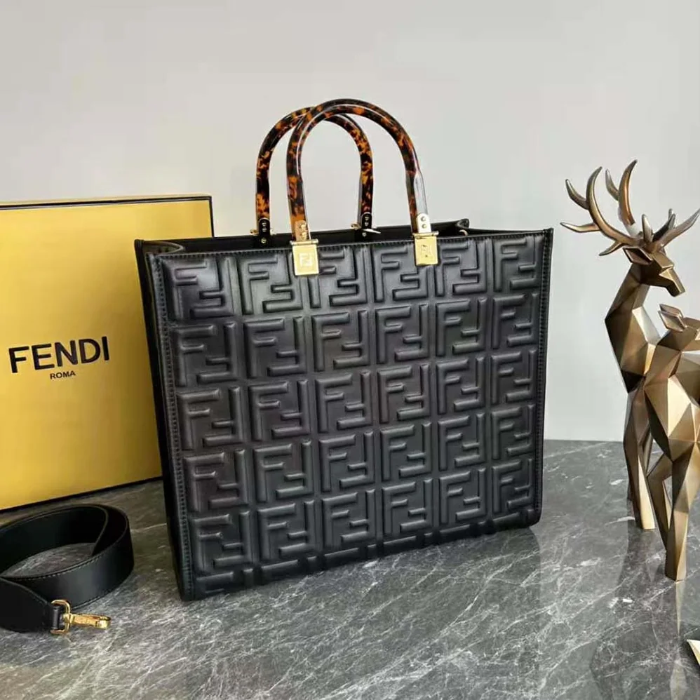 Fendi Sunshine Medium Black Leather Shopper for Women Fendi Sunshine Medium Black Leather Shopper for Women