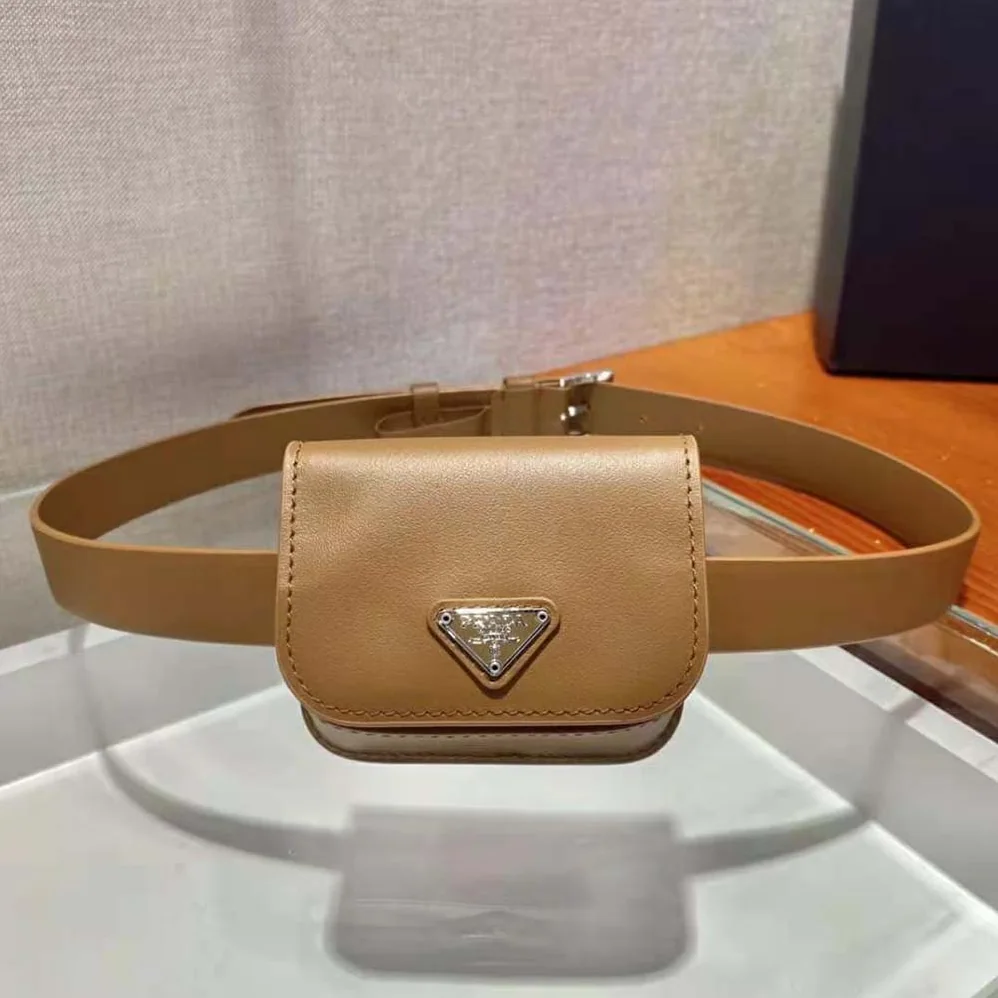 Prada Leather Belt With a Hybrid Multifunctional Design for Women in Brown Prada Leather Belt With a Hybrid Multifunctional Design for Women in Brown