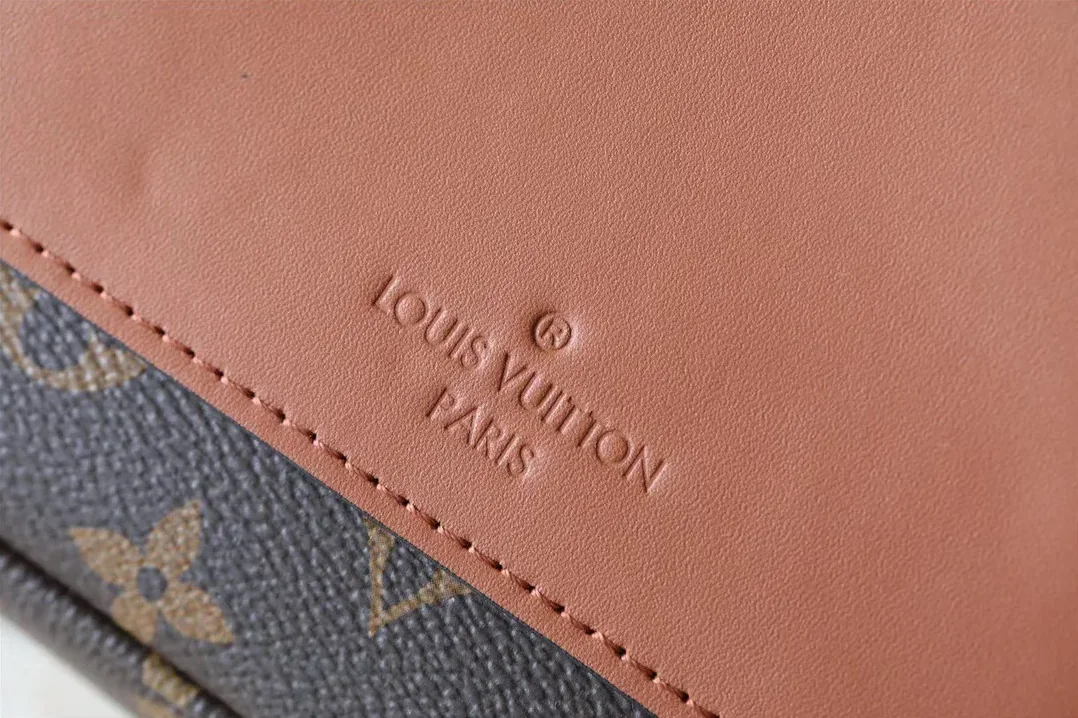 Louis Vuitton Marceau Crossbody Bag / Monogram Caramel Brown Gold Hardware Louis Vuitton Marceau Crossbody Bag / Monogram Caramel Brown Gold Hardware