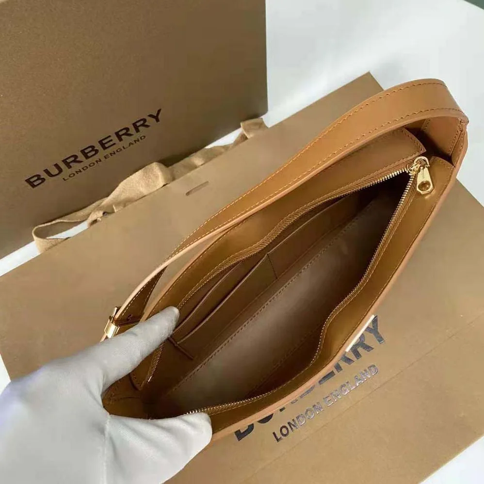 Burberry Leather TB Shoulder Bag for Women in Brown Burberry Leather TB Shoulder Bag for Women in Brown