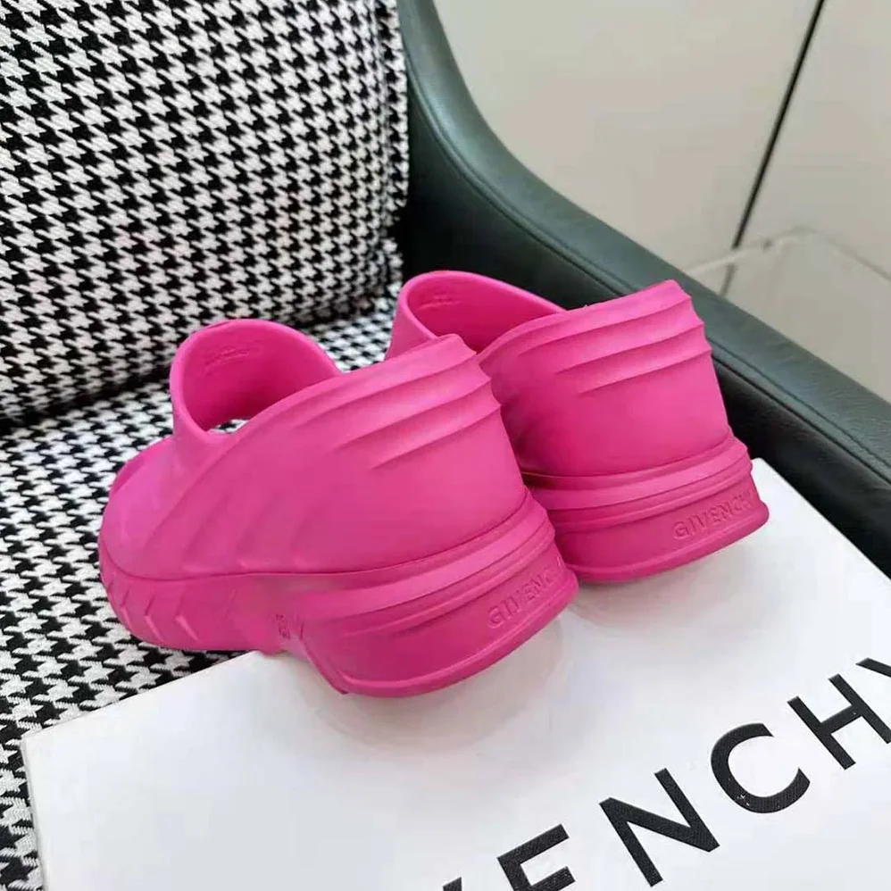 Givenchy Marshmallow Wedge Sandals in Rubber for Women in Pink