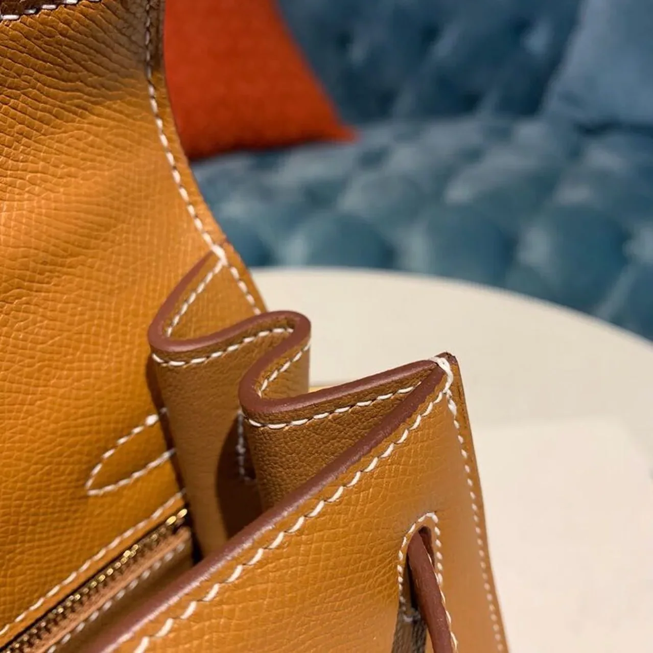 Hermes Kelly Gold Gold Toned Hardware / Hermes Kelly Gold Gold Toned Hardware /