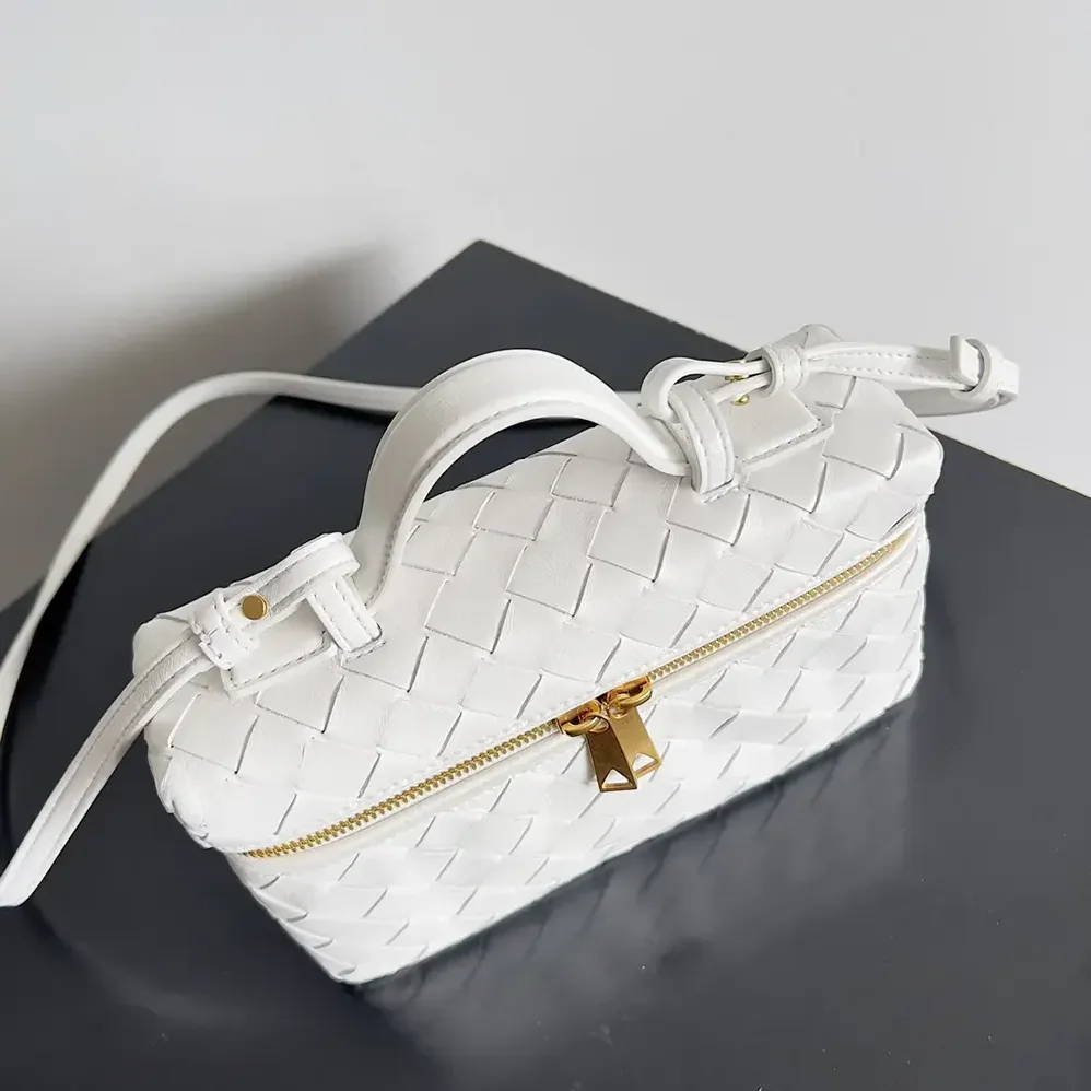 Bottega Veneta Bang Bang Vanity Case for Women in White Bottega Veneta Bang Bang Vanity Case for Women in White