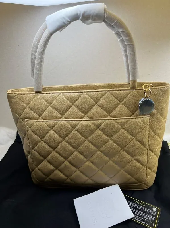 Chanel Medallion Tote Gold Hardware Caviar Yellow /
