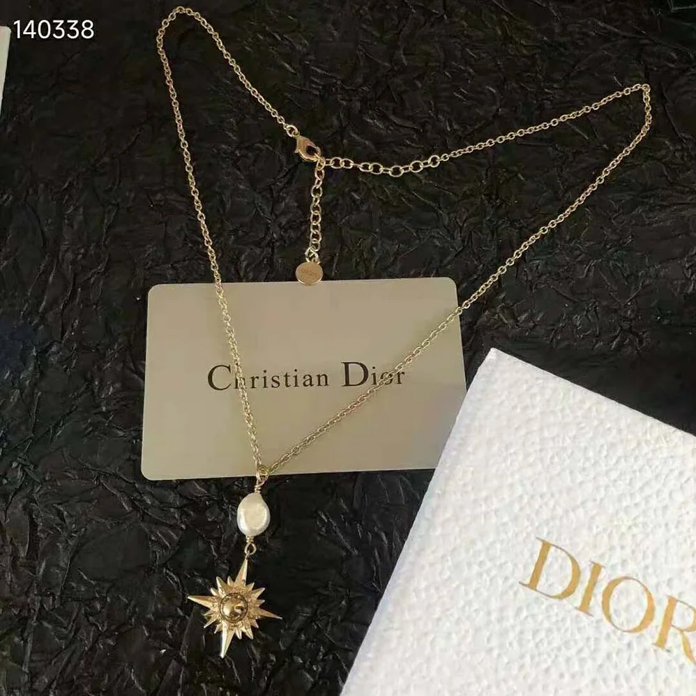 Dior Rêve D'infini Long Necklace Gold-Finish Metal with a White Freshwater Pearl for Women