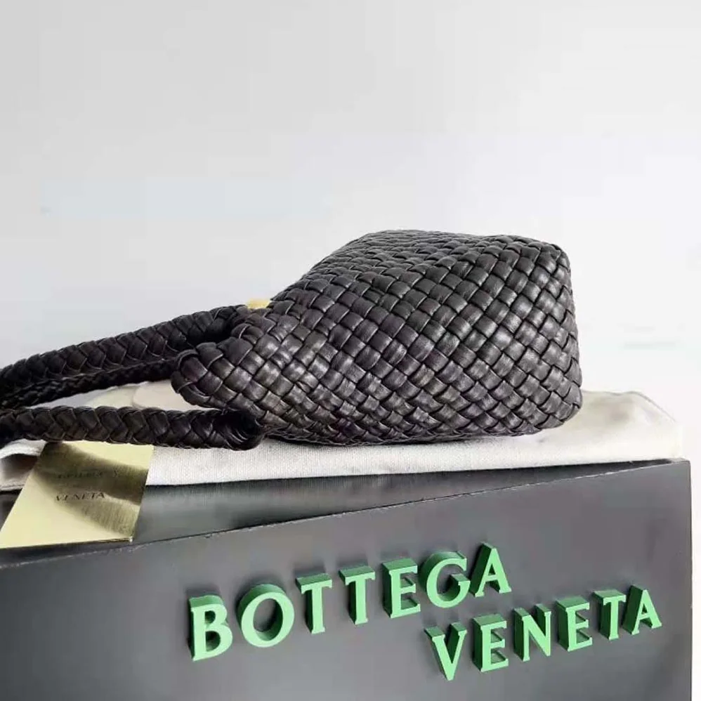 Bottega Veneta Tosca Shoulder Bag with Metallic Sphere Closure Woven for Women in Tan Bottega Veneta Tosca Shoulder Bag with Metallic Sphere Closure Woven for Women in Tan