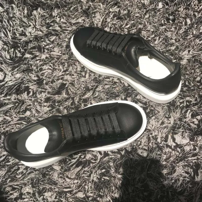 Alexander Mcqueen Oversized Sneaker with Black Matte Calf Leather for Unisex Alexander Mcqueen Oversized Sneaker with Black Matte Calf Leather for Unisex