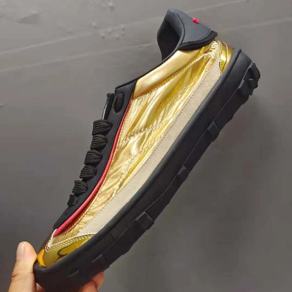 Dolce Gabbana D&G Mixed-material Old Runner Sneakers for Men in Gold Dolce Gabbana D&G Mixed-material Old Runner Sneakers for Men in Gold