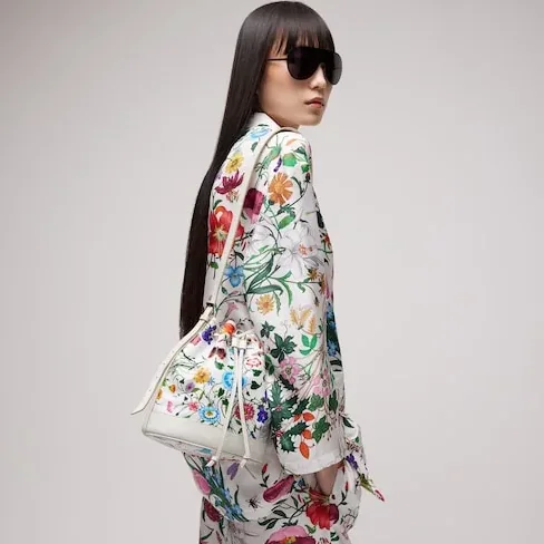 Gucci Venice Small Bucket Bag / White/ Multicolor Gucci Flora Coated Canvas Palladium Hardware