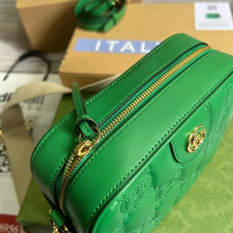 Gucci Matelasse Shoulder Bag in Green Gold Hardware