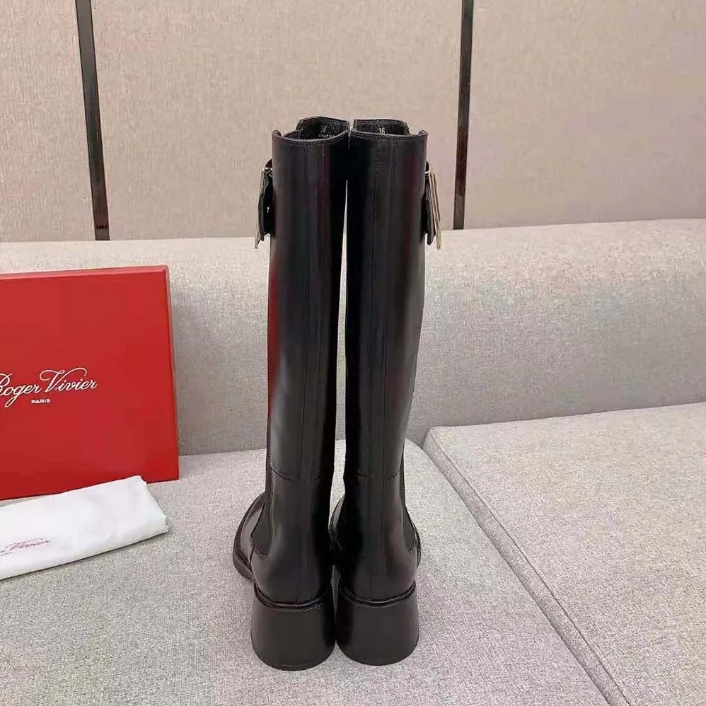 Roger Vivier Viv' Rangers Metal Buckle Chelsea Boots in Leather for Women Roger Vivier Viv' Rangers Metal Buckle Chelsea Boots in Leather for Women