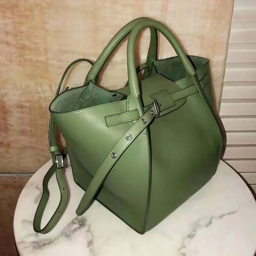 Celine Small Big Bag with Long Strap in Smooth Calfskin for Women in Lime Celine Small Big Bag with Long Strap in Smooth Calfskin for Women in Lime
