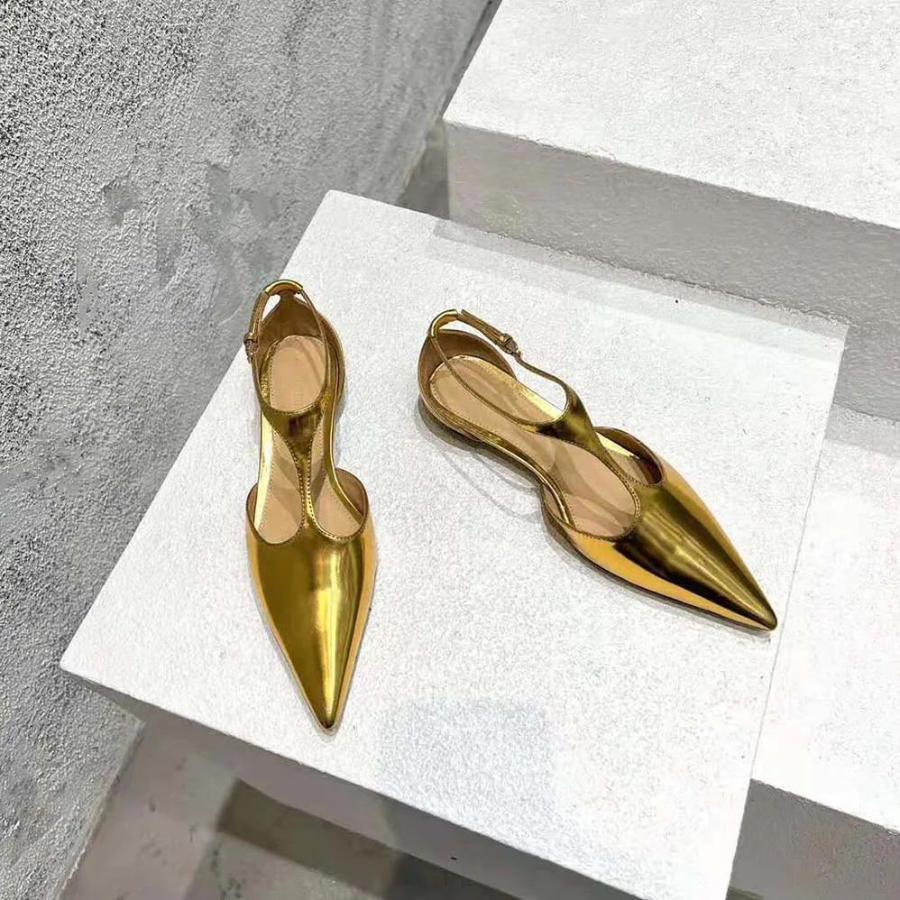 Bottega Veneta Rocket T-Bar Ballerina Flat Laminated Leather T-Bar Ballerina for Women in Gold Bottega Veneta Rocket T-Bar Ballerina Flat Laminated Leather T-Bar Ballerina for Women in Gold