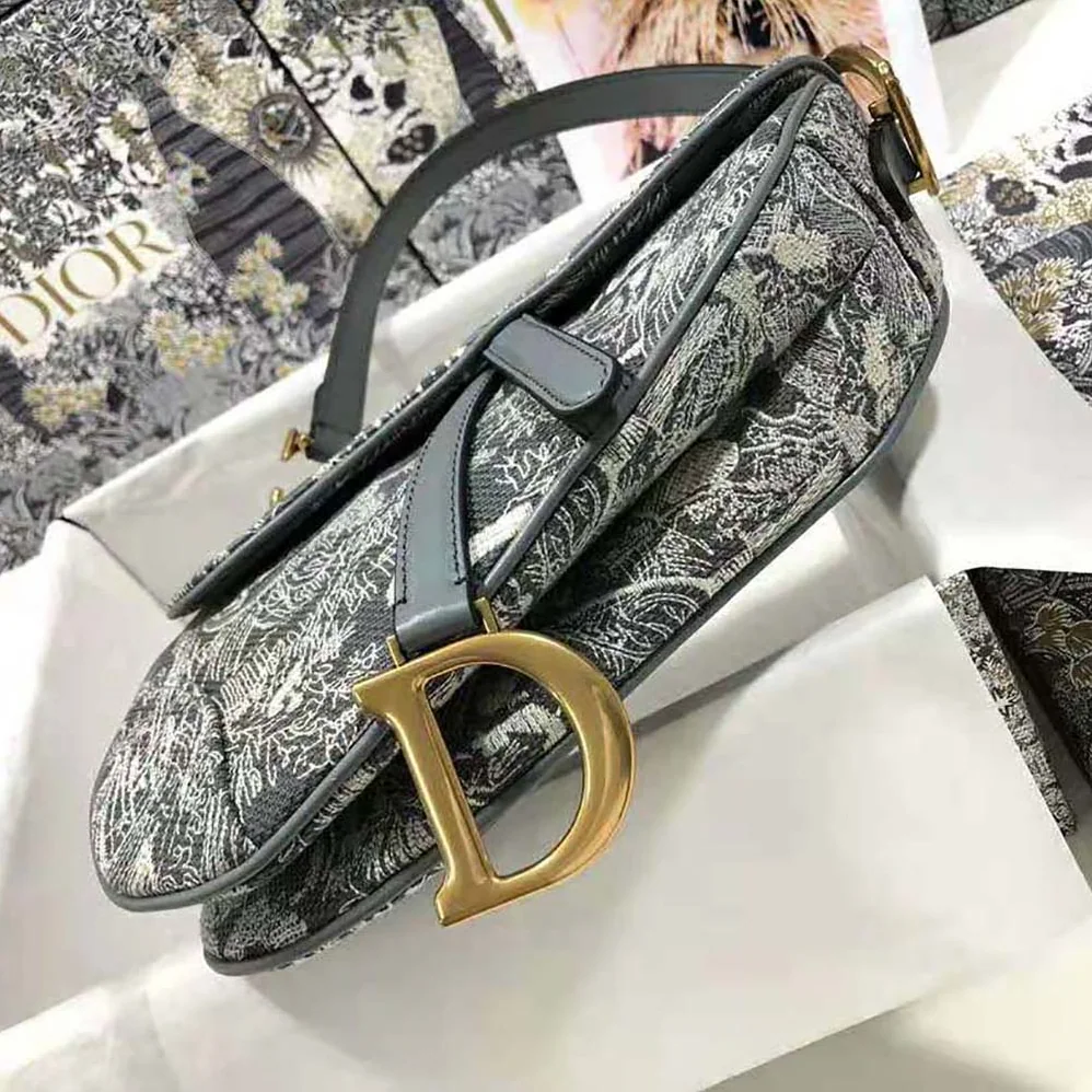 Dior Saddle Bag Toile DE Jouy Reverse Jacquard for Women in Silver Dior Saddle Bag Toile DE Jouy Reverse Jacquard for Women in Silver