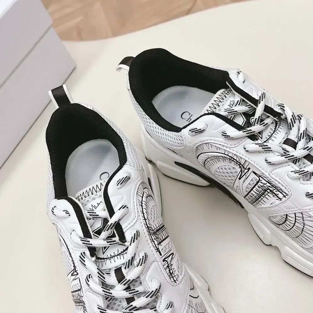 Dior Chrono Sneaker White and Black Mesh with Leather for Women in Effect Panels Dior Chrono Sneaker White and Black Mesh with Leather for Women in Effect Panels