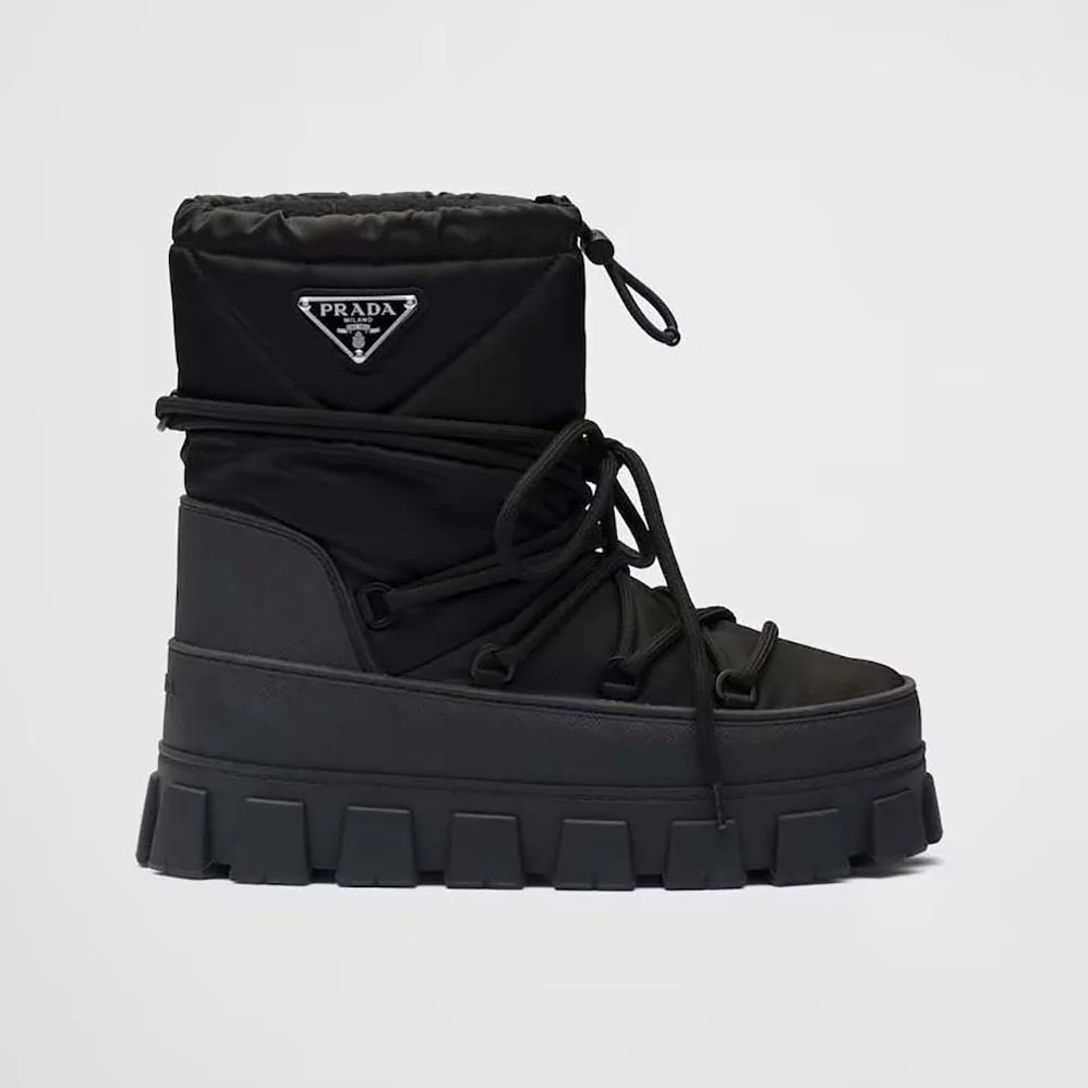 Prada Nylon Gabardine Après-ski Boots for Women in Black Prada Nylon Gabardine Après-ski Boots for Women in Black