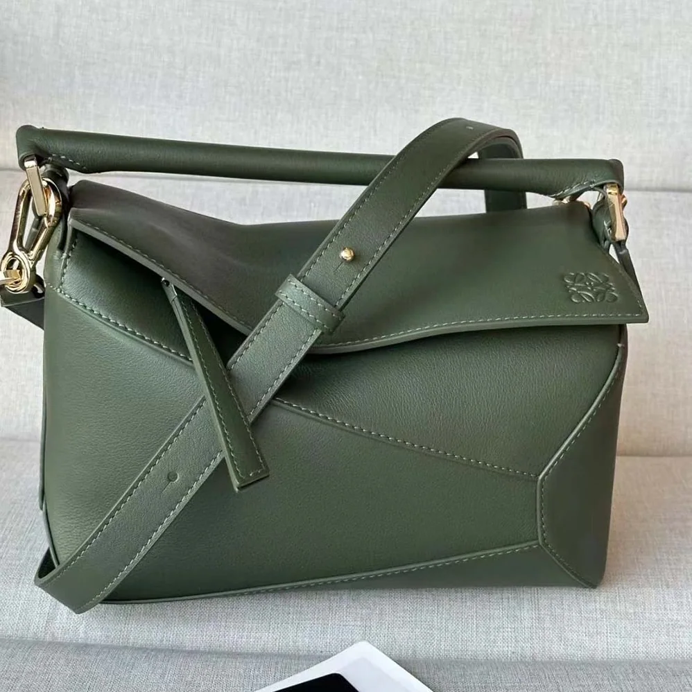 Loewe Small Puzzle Bag in Classic Calfskin for Unisex in Green Loewe Small Puzzle Bag in Classic Calfskin for Unisex in Green