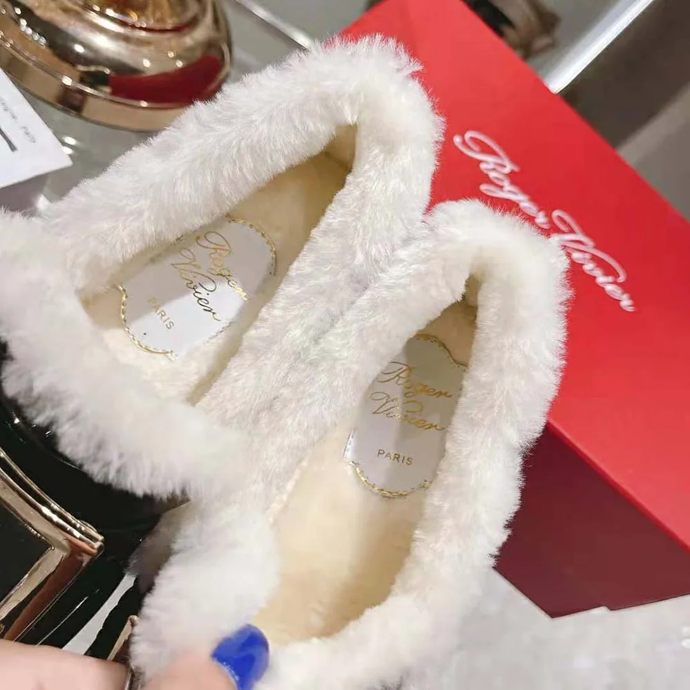 Roger Vivier Viv' Rangers Metal Buckle Fur Loafers in Patent Leather for Women Roger Vivier Viv' Rangers Metal Buckle Fur Loafers in Patent Leather for Women