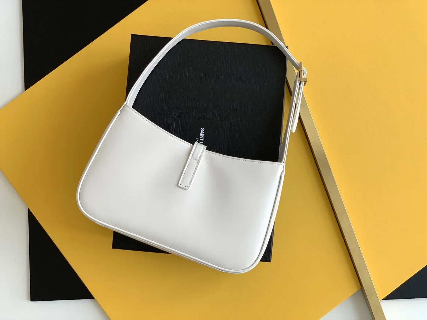 Saint Laurent Le 5 À 7 Hobo Bag In Smooth Pink in YSL Saint Laurent Le 5 À 7 Hobo Bag In Smooth Pink in YSL