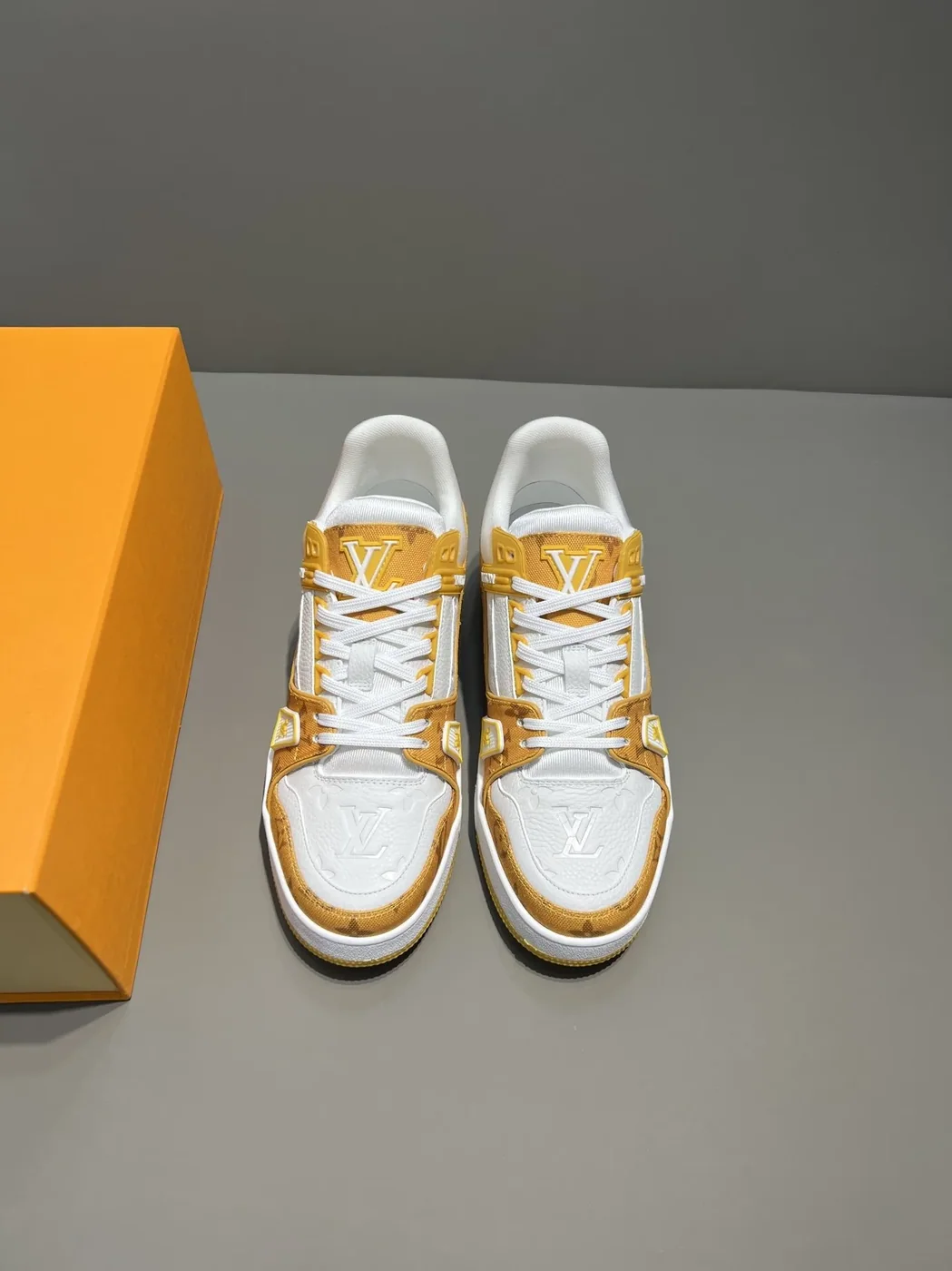 Louis Vuitton Trainer Sneaker Monogram Denim Yellow Virgil Abloh LV 1A9JHJ Louis Vuitton Trainer Sneaker Monogram Denim Yellow Virgil Abloh LV 1A9JHJ