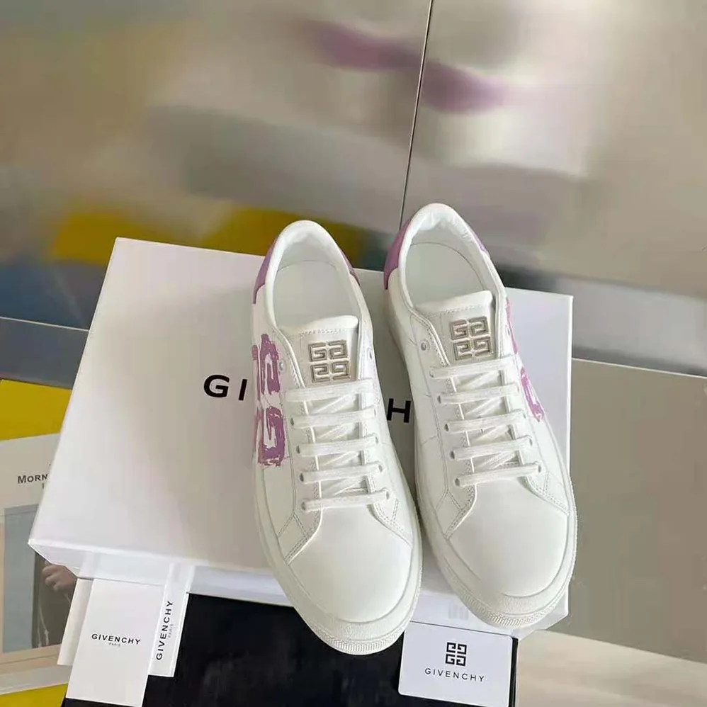 Givenchy Sneakers City Sport in 4G Printed Leather for Unisex in Purple Givenchy Sneakers City Sport in 4G Printed Leather for Unisex in Purple