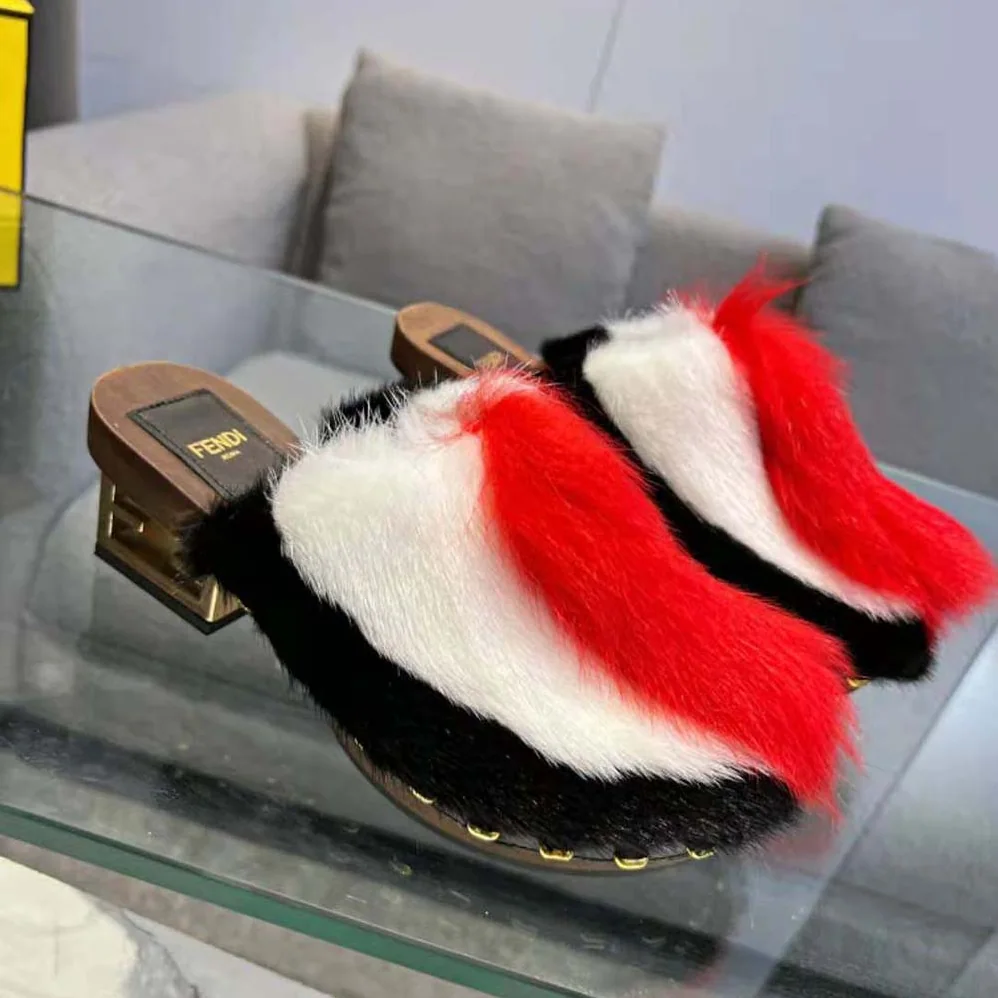 Fendi Baguette Show Red Fox Fur Medium for Women in Heel Clogs Fendi Baguette Show Red Fox Fur Medium for Women in Heel Clogs