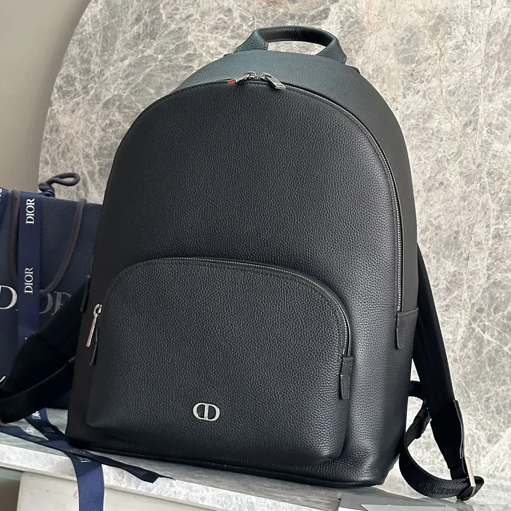 Dior CD Icon Zipped Backpack Gris Flanelle Matte Grained Calfskin for Men