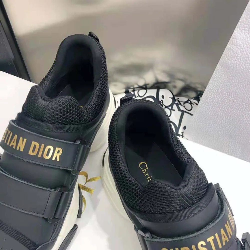 Dior D for Women in wander Sneaker Black Calfskin