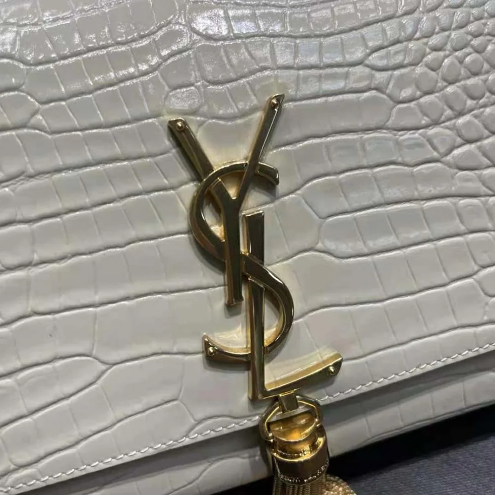 Saint Laurent YSL Kate Medium with Tassel in Crocodile-Embossed Shiny Leather for Women in White Saint Laurent YSL Kate Medium with Tassel in Crocodile-Embossed Shiny Leather for Women in White