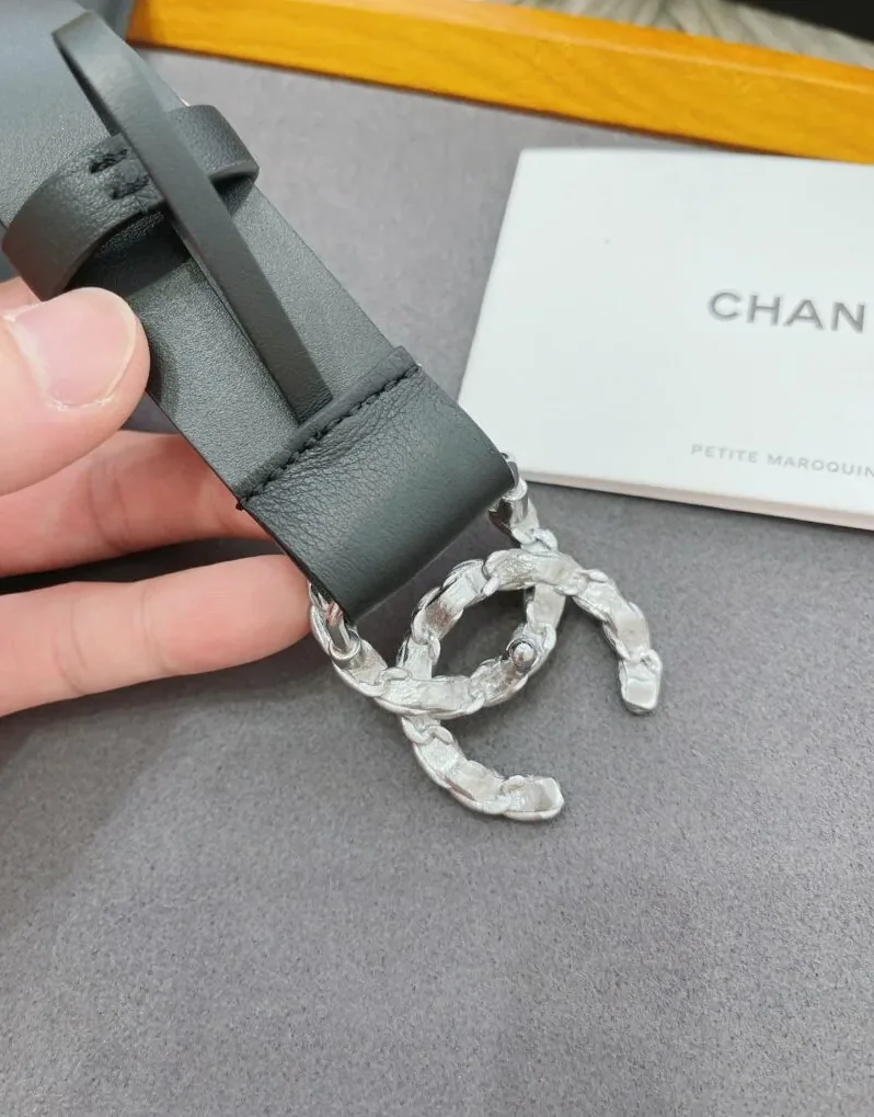 Chanel Shiny Silver Tone Chain Interlocking C Belt Black