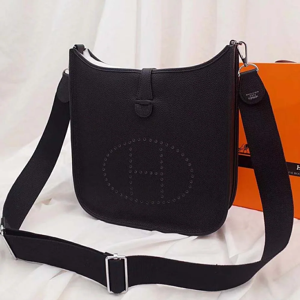 Hermes Evelyne III 29 Bag for Women in Black Hermes Evelyne III 29 Bag for Women in Black