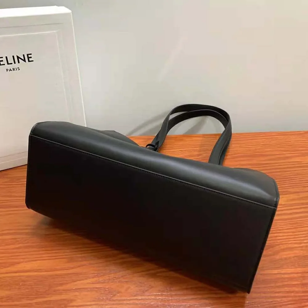 Celine Cabas 16 in Smooth Calfskin for Women in Black Celine Cabas 16 in Smooth Calfskin for Women in Black