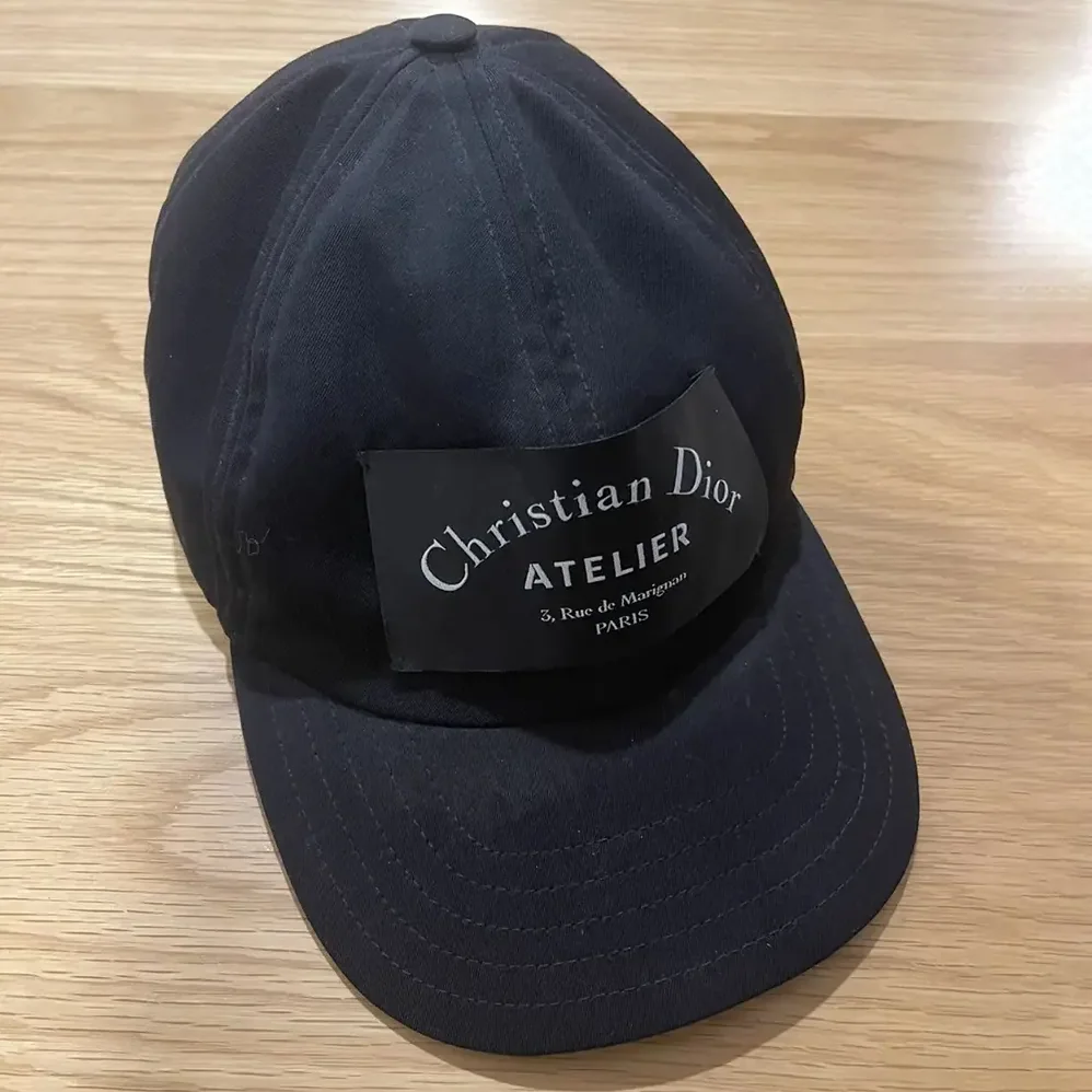 Dior Cap with Centered Christian Dior Black Cotton Canvas for Unisex Dior Cap with Centered Christian Dior Black Cotton Canvas for Unisex
