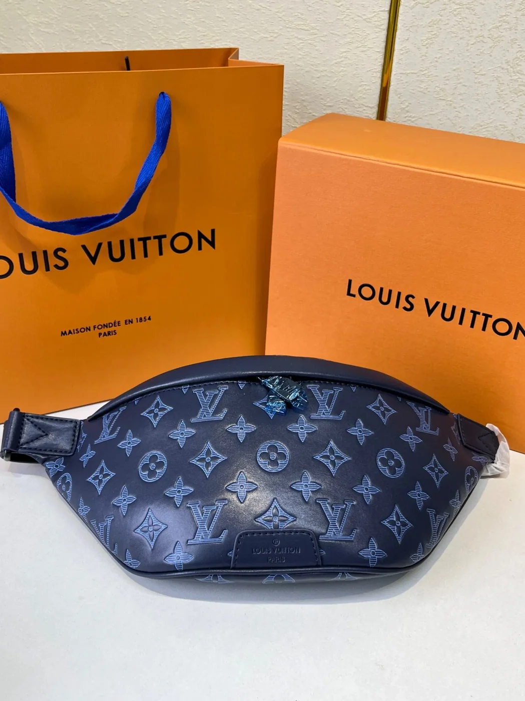 Louis Vuitton Discovery PM Bumbag in Navy Blue Black Hardware Louis Vuitton Discovery PM Bumbag in Navy Blue Black Hardware