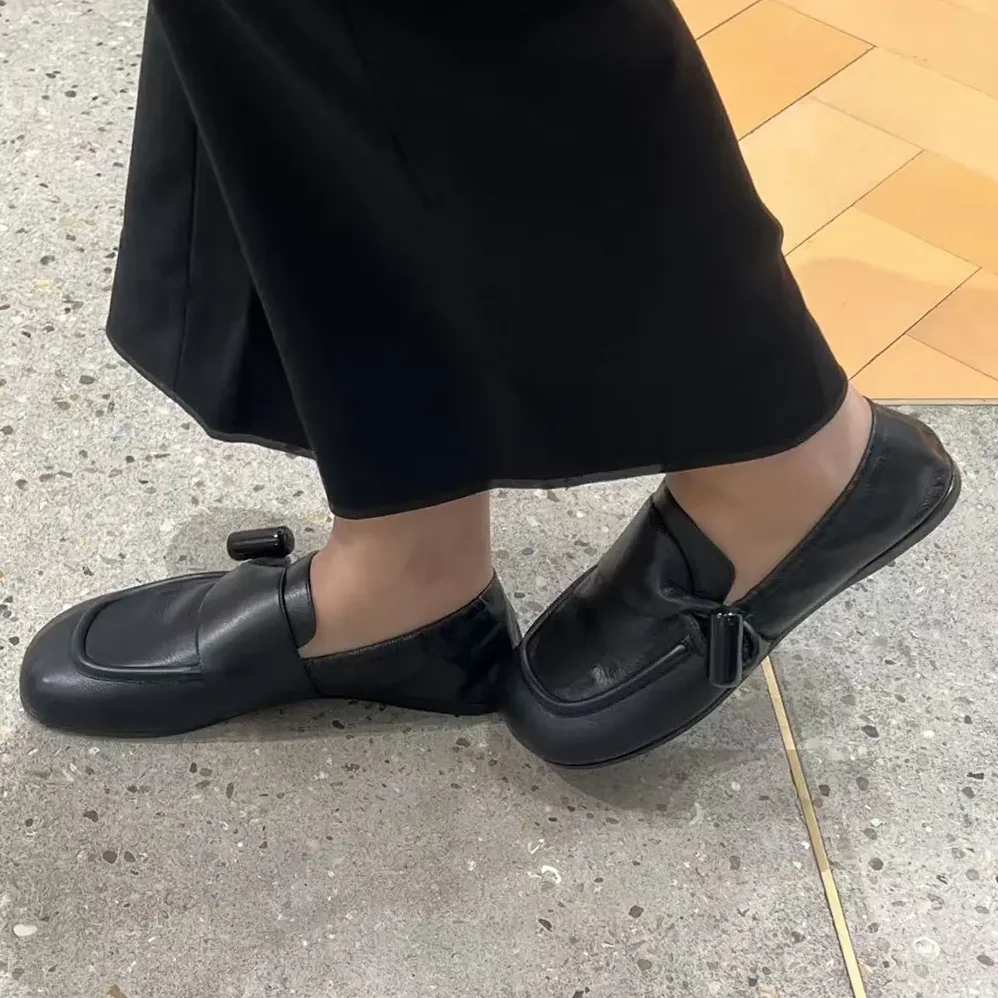 Loewe Toggle Loafer in Shiny Smooth Calfskin for Women in Black