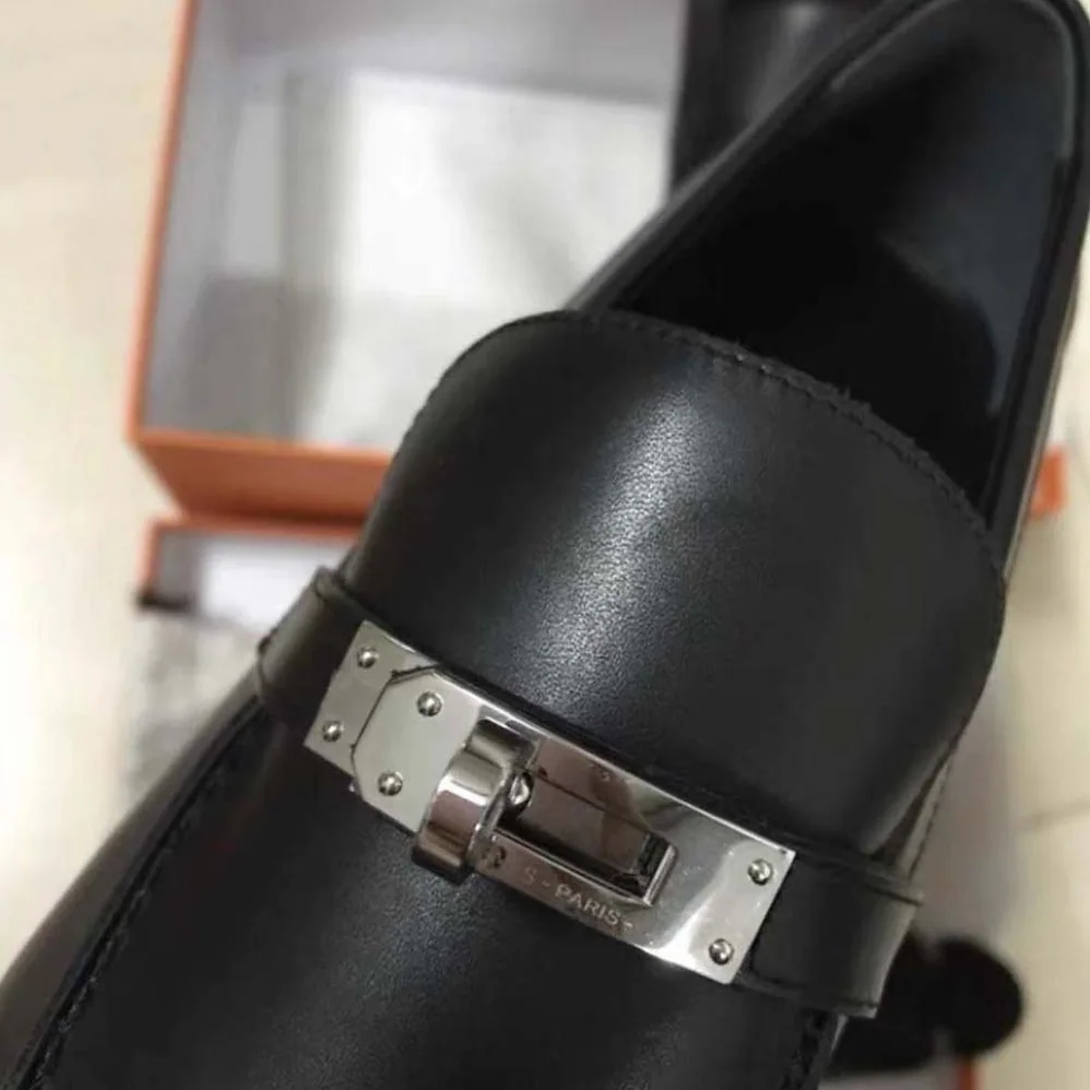 Hermes Gregoire Loafer in Calfskin for Men in Black