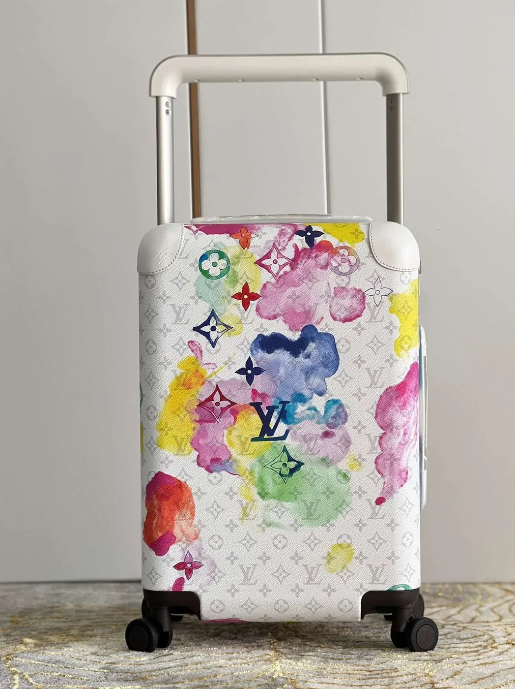 Louis Vuitton Horizon 55 Suitcase in White Silver Hardware