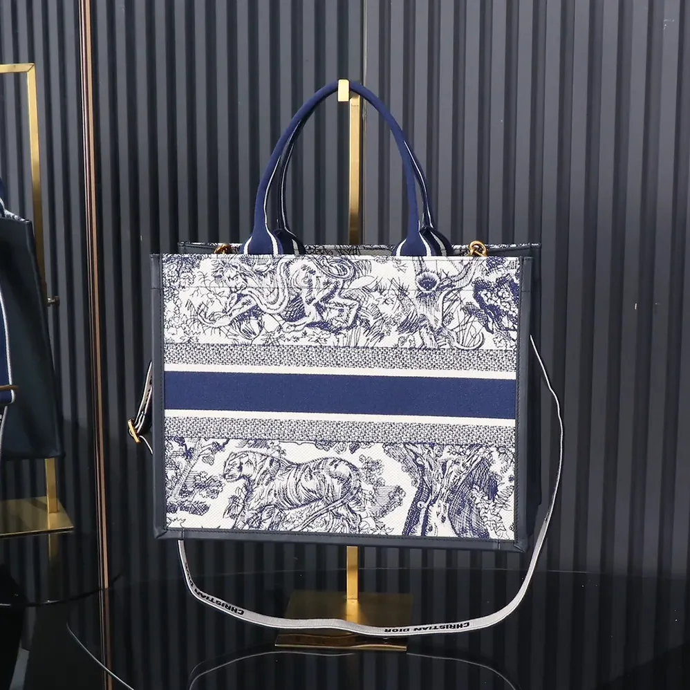 Dior Medium Dior Book Tote White and Navy Blue Toile de Jouy Sauvage Embroidery for Women Dior Medium Dior Book Tote White and Navy Blue Toile de Jouy Sauvage Embroidery for Women