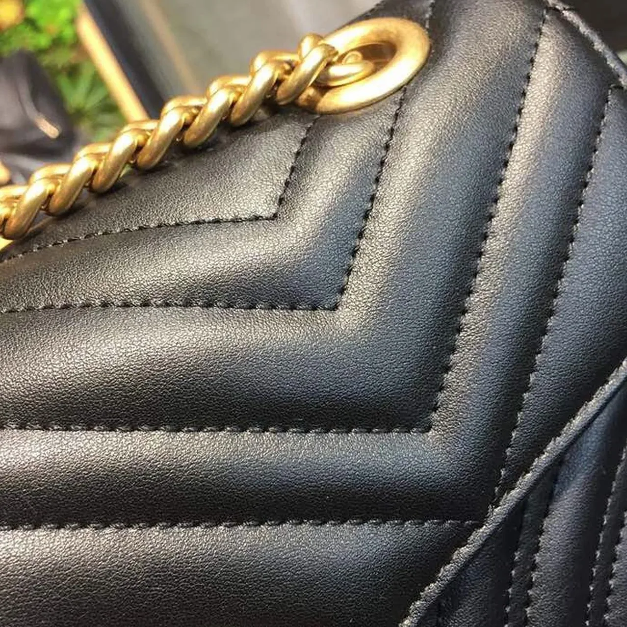 Gucci GG Marmont Small Matelassé Shoulder Bag Black /