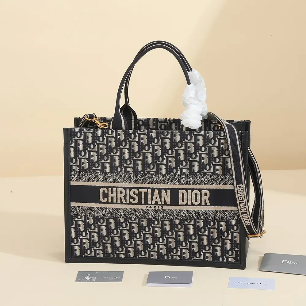 Dior Medium Dior Book Tote Blue Dior Oblique Embroidery and Calfskin for Women Dior Medium Dior Book Tote Blue Dior Oblique Embroidery and Calfskin for Women