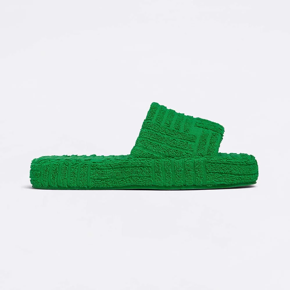 Bottega Veneta Resort Sponge in 35mm Heel Height for Women in Green