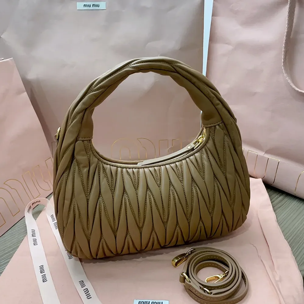 Miu Miu Wander Matelassé Nappa Leather Hobo Bag for Women in Caramel Miu Miu Wander Matelassé Nappa Leather Hobo Bag for Women in Caramel