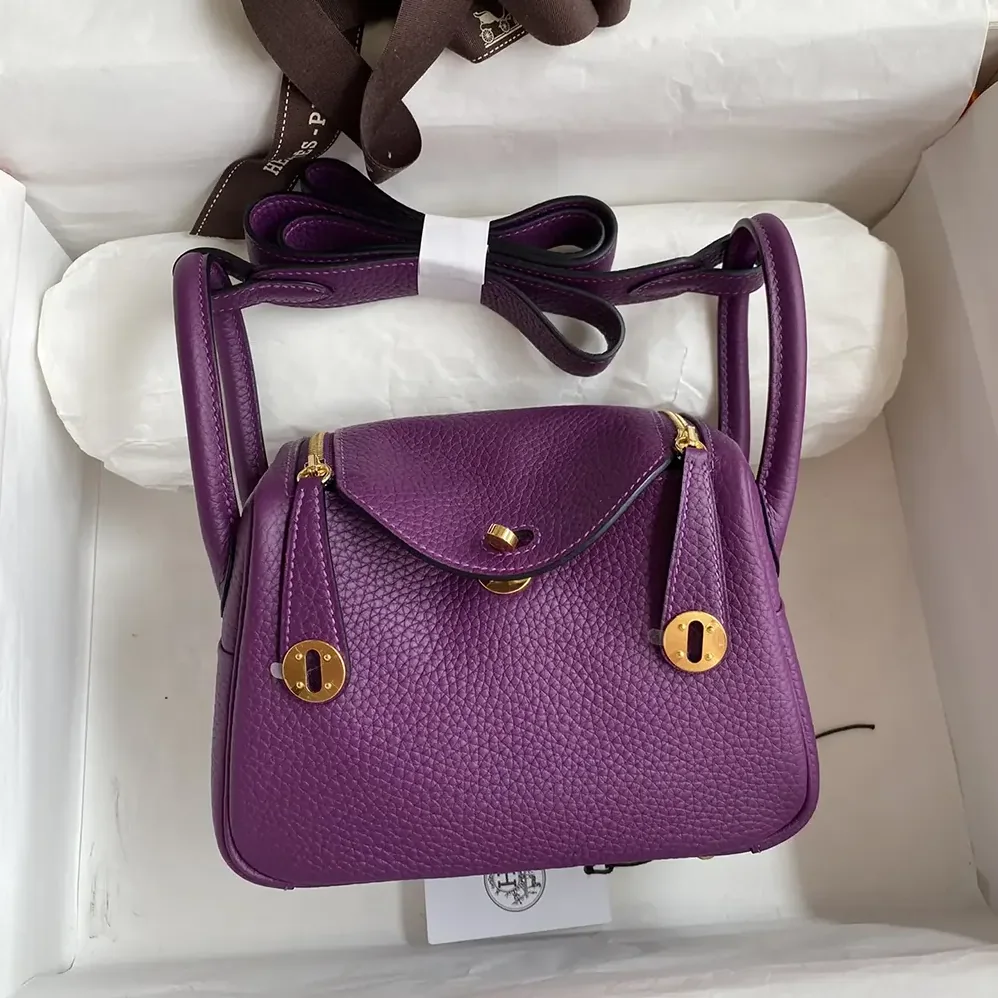 Hermes Lindy Mini 19 in Clemence Leather for Women in Purple/Gold Hermes Lindy Mini 19 in Clemence Leather for Women in Purple/Gold