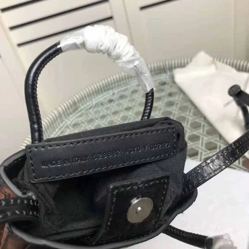 Balenciaga Shopping Phone Holder Shopping Phone Holder in Black Crocodile Embossed Calfskin for Unisex Balenciaga Shopping Phone Holder Shopping Phone Holder in Black Crocodile Embossed Calfskin for Unisex
