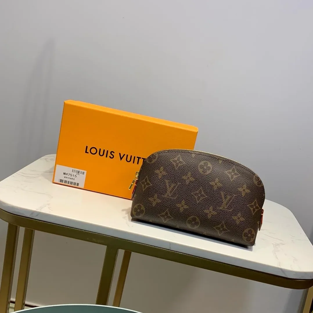 Louis Vuitton Cosmetic Pouch PM Monogram Canvas Louis Vuitton Cosmetic Pouch PM Monogram Canvas